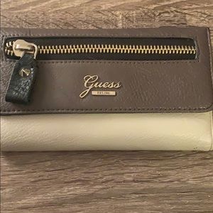 Guess wallet